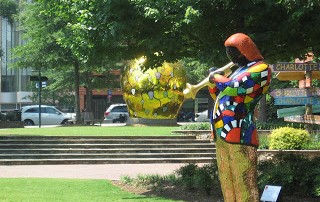 Louis Armstrong sculpture by Niki de Saint Phalle