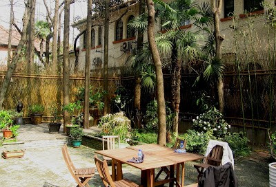 Garden courtyard in Spanish Colonial House in Shanghai